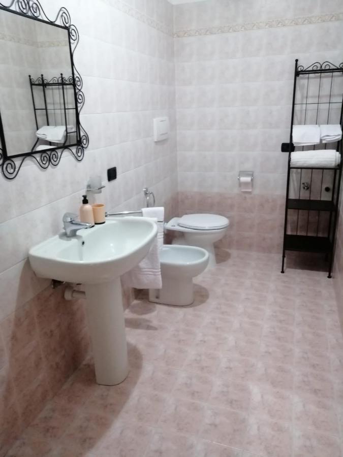 S.G. House Leilighet Castelnuovo del Garda Eksteriør bilde